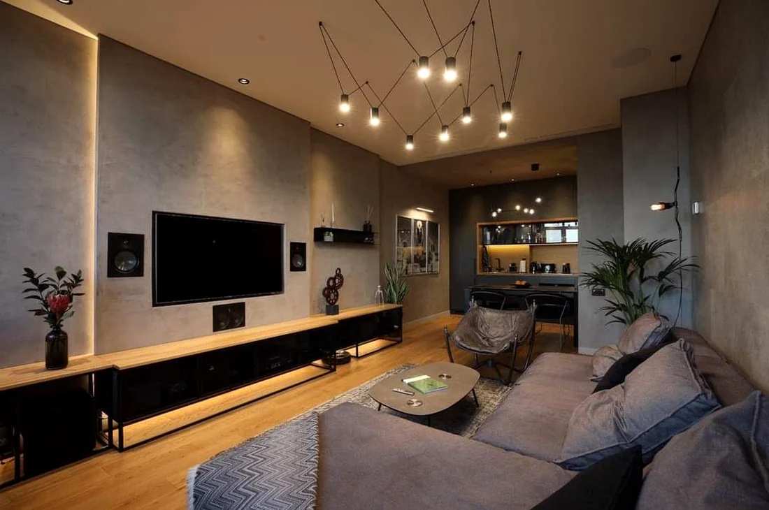 Woonkamer met afgewerkte LED-verlichting