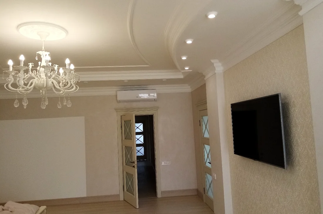 Verlichting in een afgewerkte slaapkamer