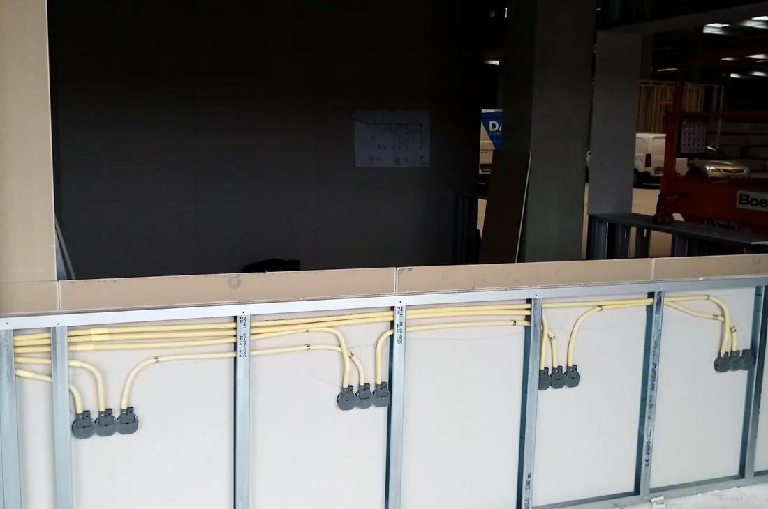 Elektrische bekabeling tijdens de ruwbouwfase